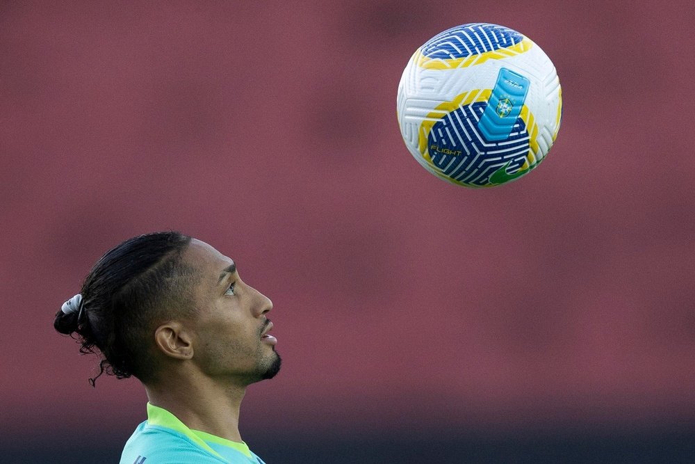 Brasil espera ver o mesmo Raphinha do Barcelona. EFE