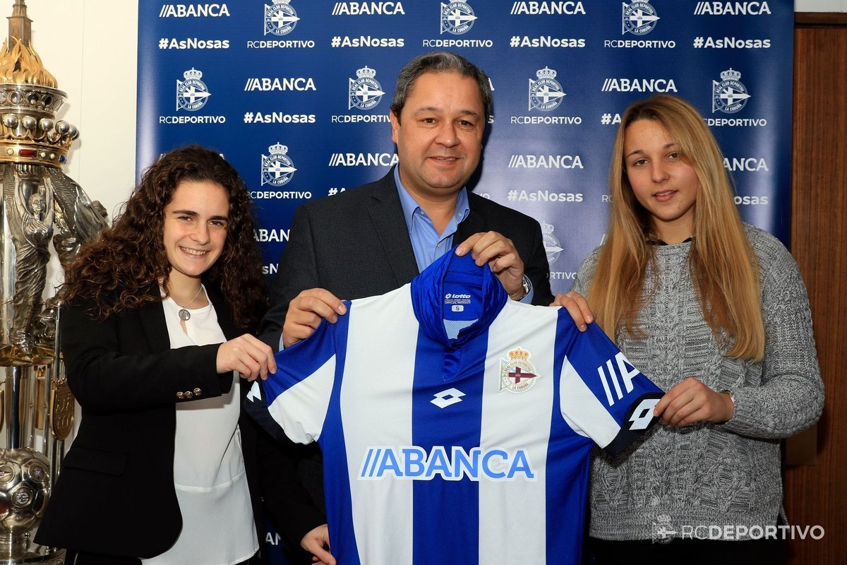 Raquel y Tere, nuevas jugadoras del Deportivo. RCDeportivo