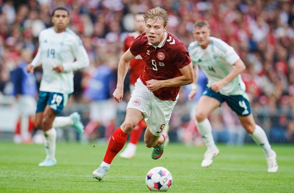 Rasmus Hojlund opened about his departure from Manchester United. EFE