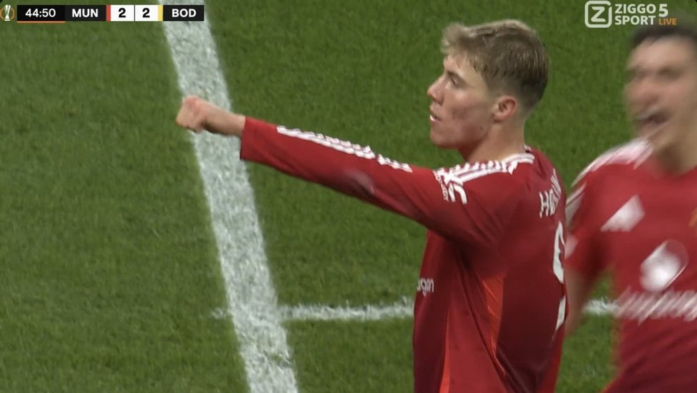 Rasmus Hojlund's goal gave Manchester United the equaliser. Screenshot/Ziggo Sport
