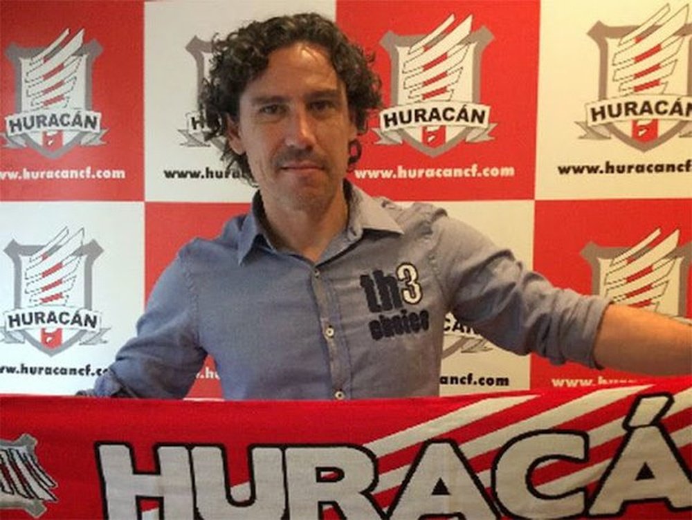 Raúl Garrido, ex de Huracán Valencia, es ya nuevo entrenador del Olimpic de Xátiva. Twitter