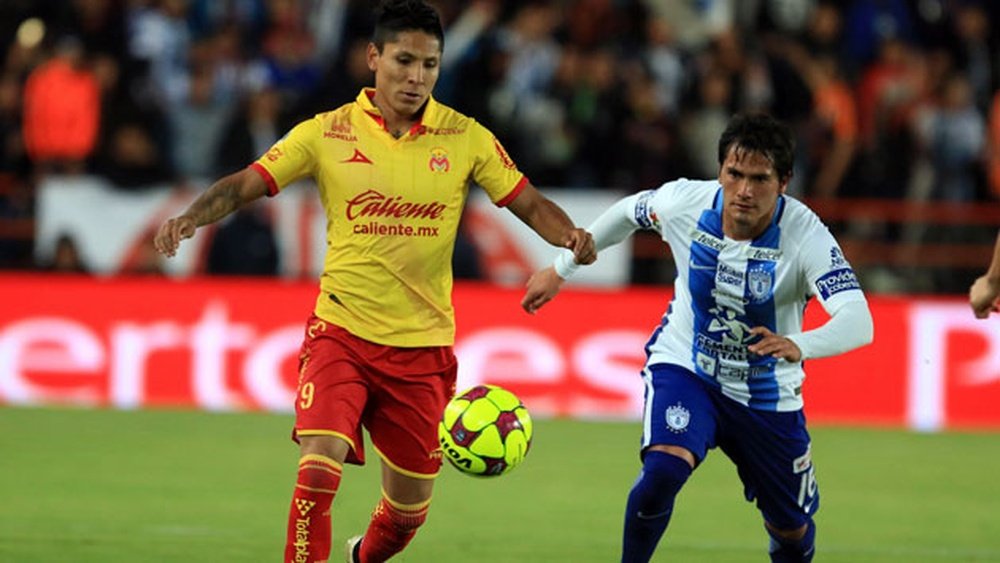El jugador peruano hizo un buen Clausura con Morelia. EFE/Archivo