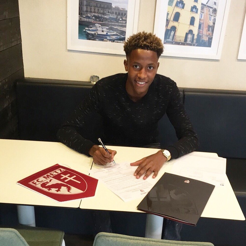 Cabral ya ha firmado su nuevo contrato con el Metz. Twitter