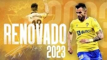 Álvaro Negredo, renovado hasta 2023. Twitter/Cadiz_CF