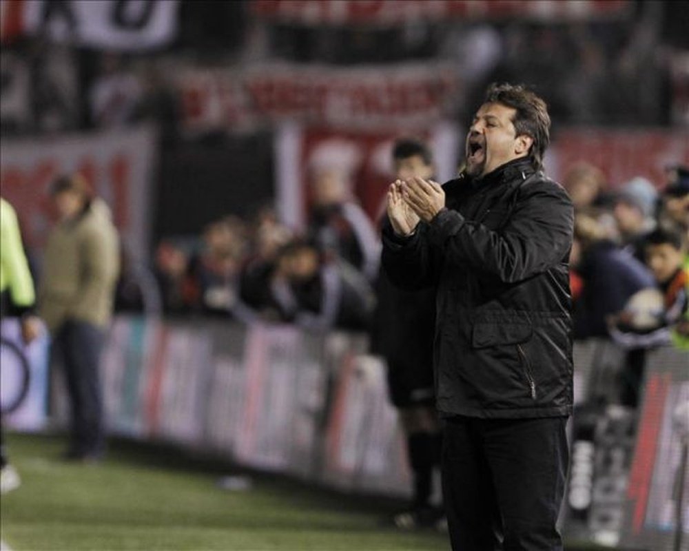Caruso Lombardi ha sido nombrado como nuevo técnico del Club Atlético Huracán. Archivo/EFE/EPA