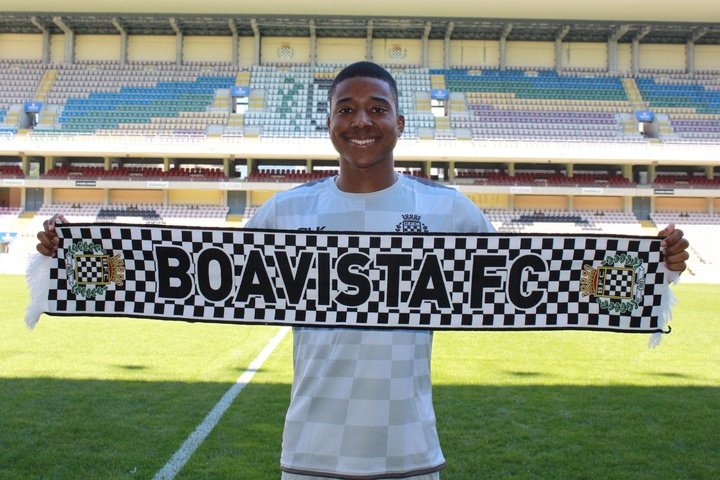 Ricardo Clarke, nuevo jugador del Boavista