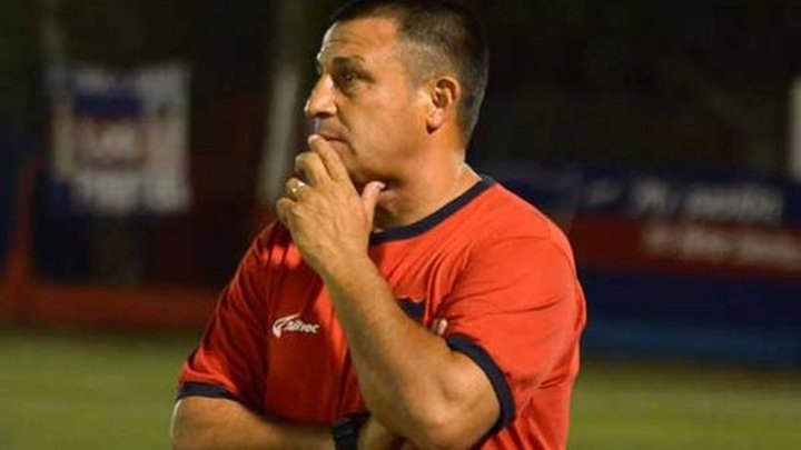 Ricardo González dimite como técnico del Atlético Güemes