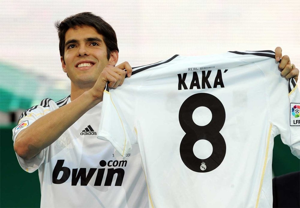 Kaká costó 65 millones y su rendimiento en el Real Madrid fue muy inferior al esperado. Archivo/EFE