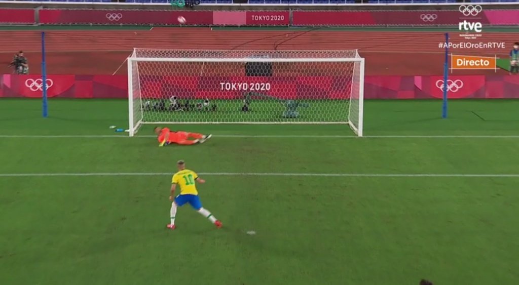 Richarlison perdonó a España desde el punto de penalti. Captura/TVE