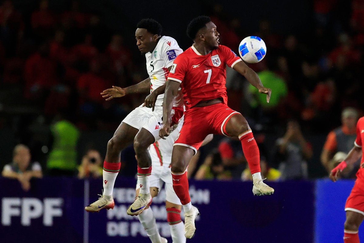 Panamá frustra a Surinam y Jamaica asalta el liderato