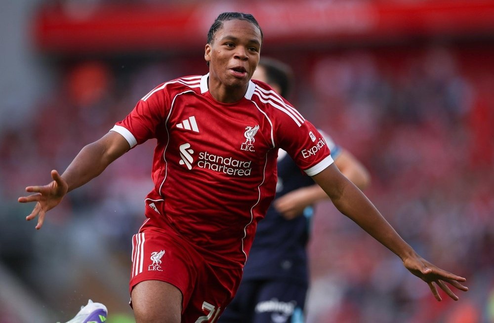 Ngumoha opted for a switch to Liverpool in September 2024. EFE