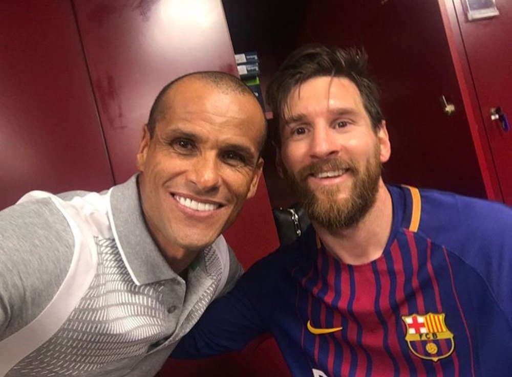 Rivaldió se rindió a Messi. Instagram/rivaldooficial