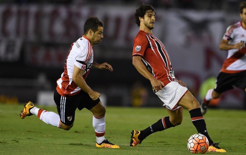 River Plate score one of the funniest goals ever