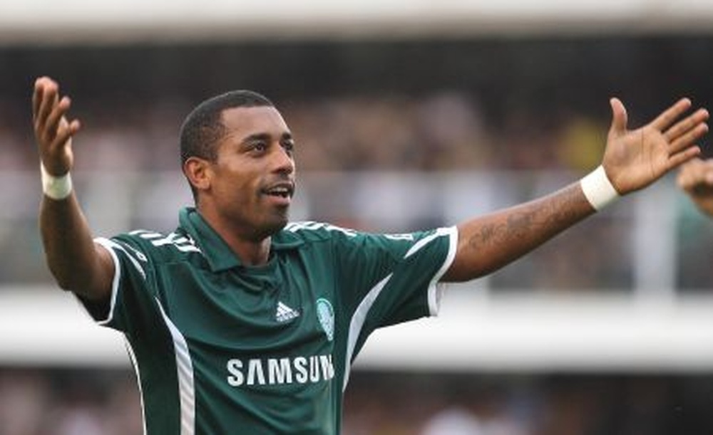 Robert quiere volver a dar guerra. Palmeiras