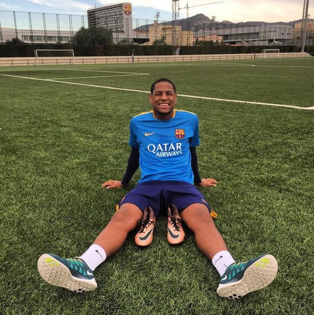 Robert Gonçalves, en un entrenamiento con el Barcelona. Twitter