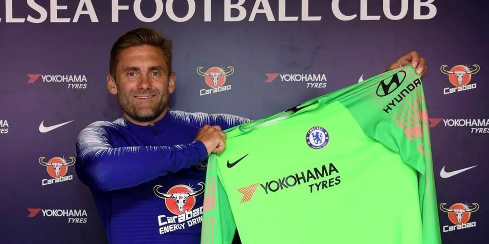 Rob Green signed for Chelsea before the Premier League window shut on August 9. Twitter/ChelseaFC