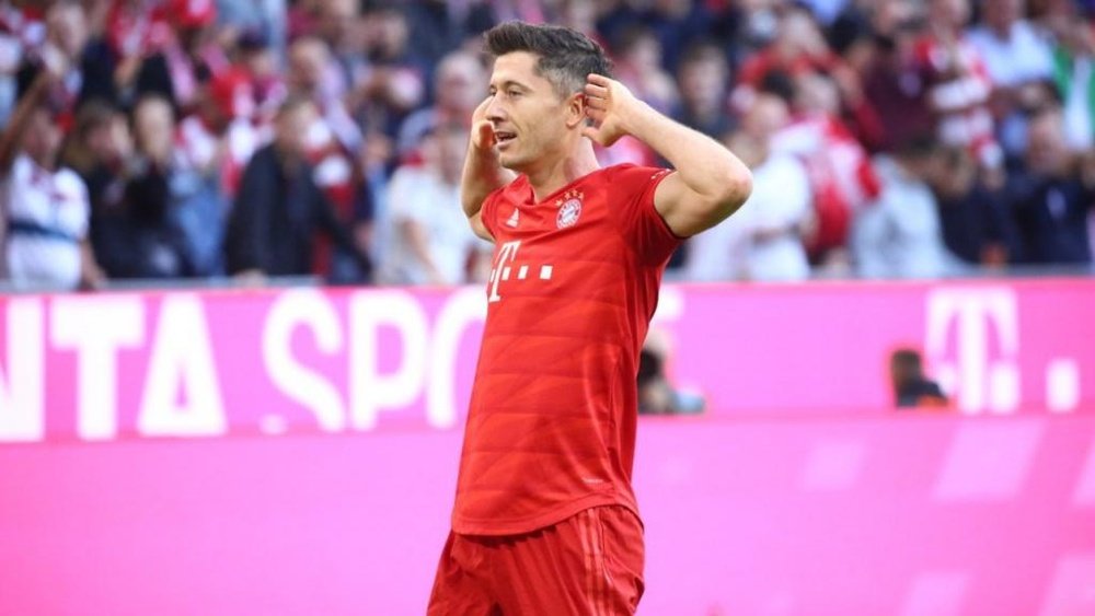 Lewandowski entre un peu plus dans l'histoire de la Bundesliga. Twitter/FCBayern