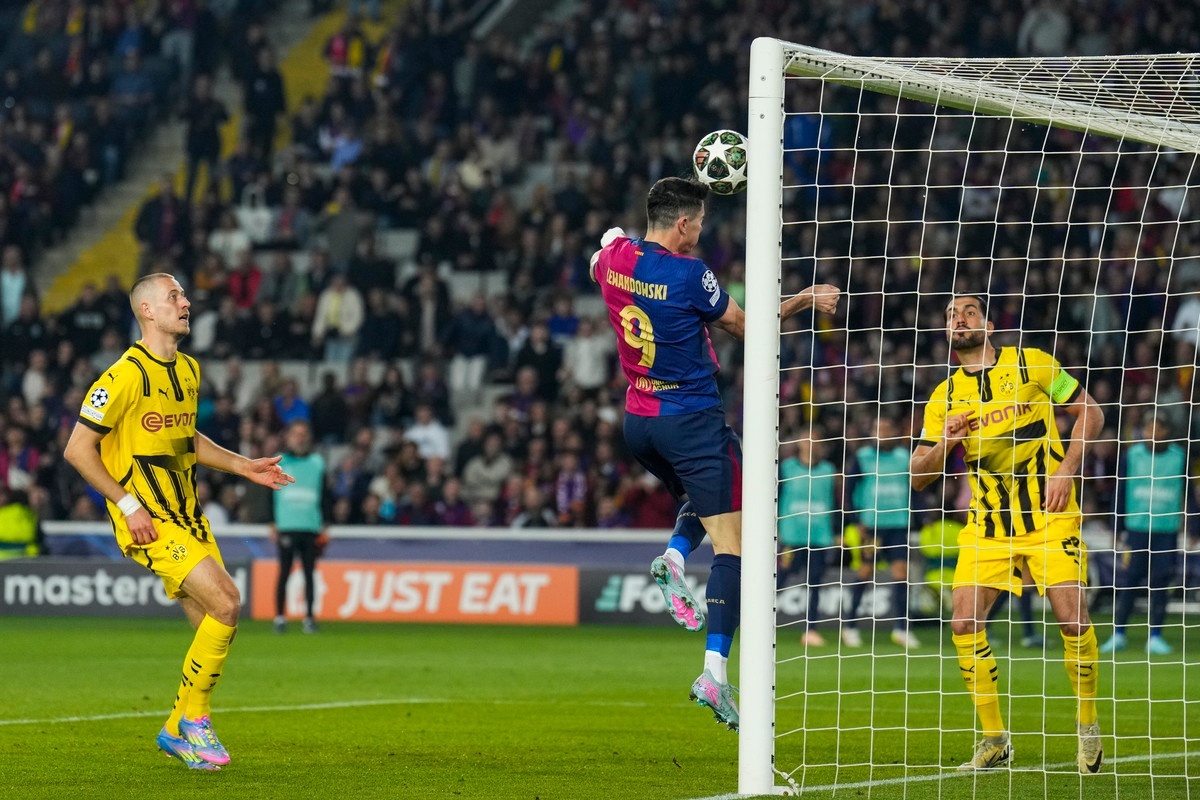 Lewandowski Barcelona Borussia Dortmund
