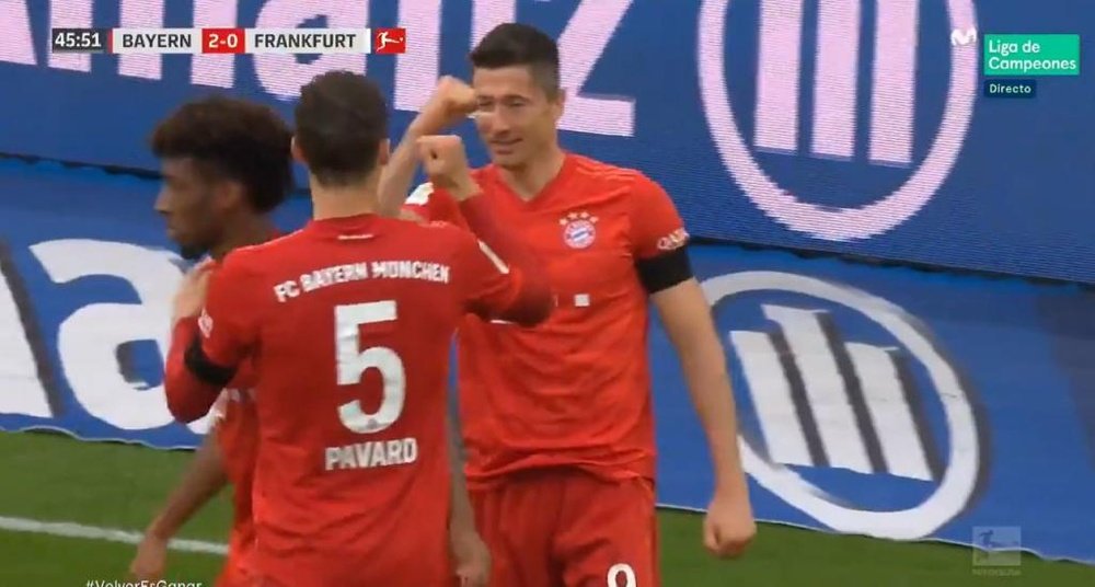 Robert Lewandowski marcou contra o Eintracht de Frankfurt. Captura/Vamos