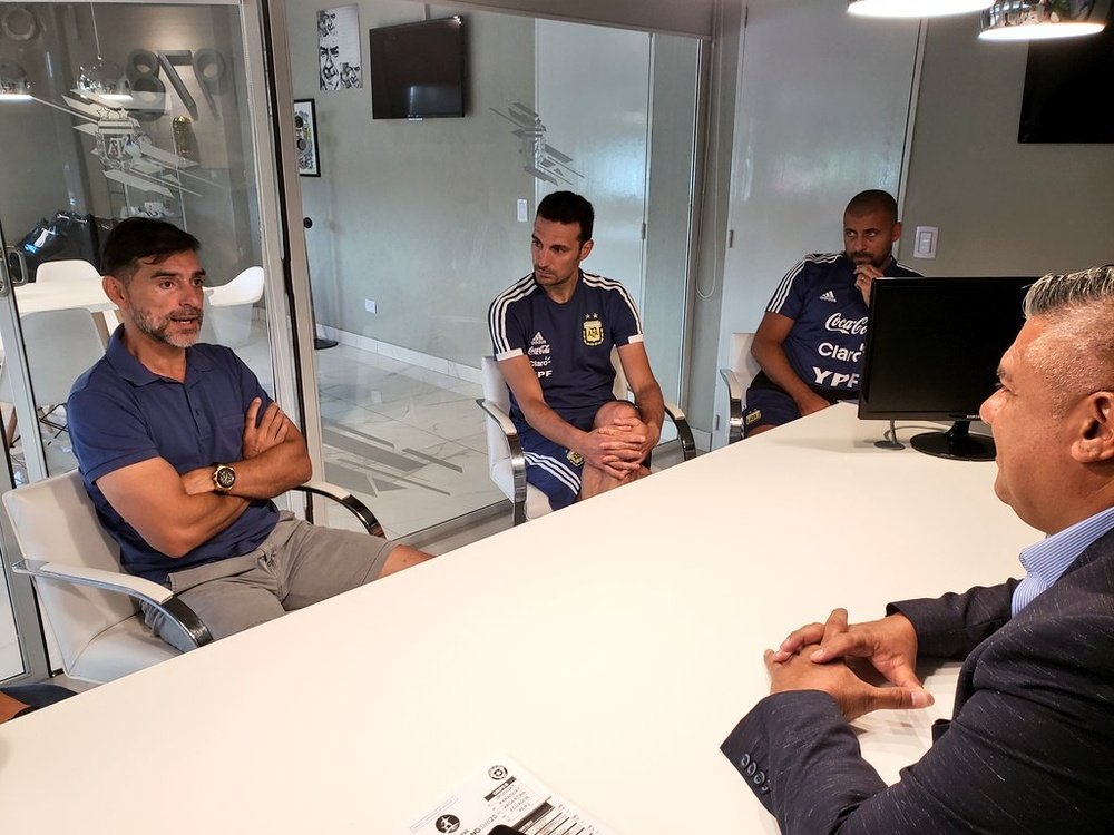 Ayala reforzará el cuerpo técnico de Scaloni. Twitter/SelecciónArgentina