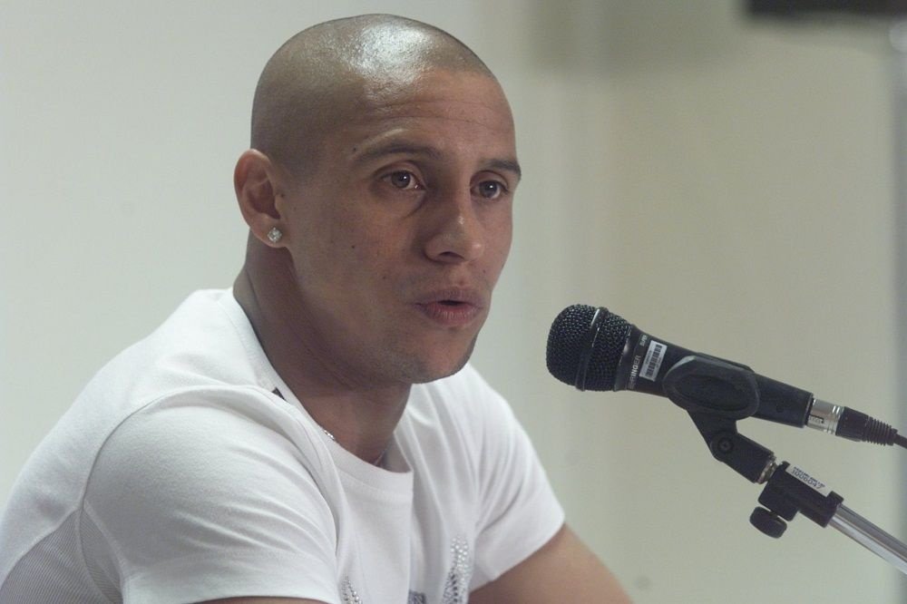 Roberto Carlos, durante una rueda de prensa en su etapa en Brasil.