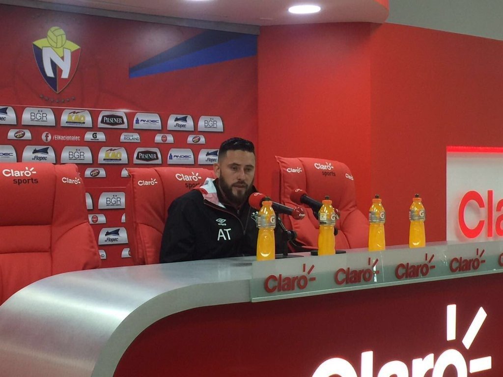 Rodrigo Guerrero quedó contento por el juego, pero no por el resultado. LDUOficial