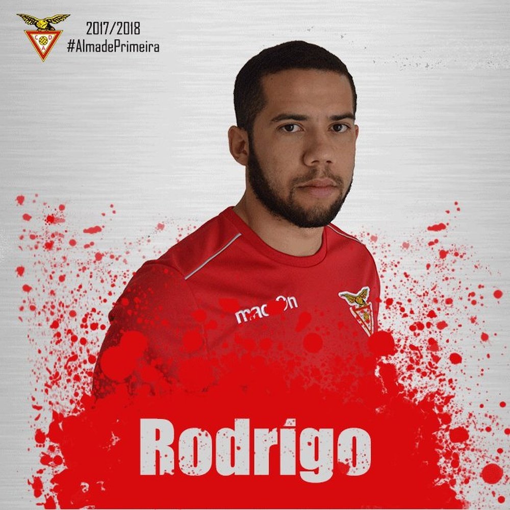 El Desportivo Aves hace oficial el fichaje del brasileño Soares. DesportivoAves
