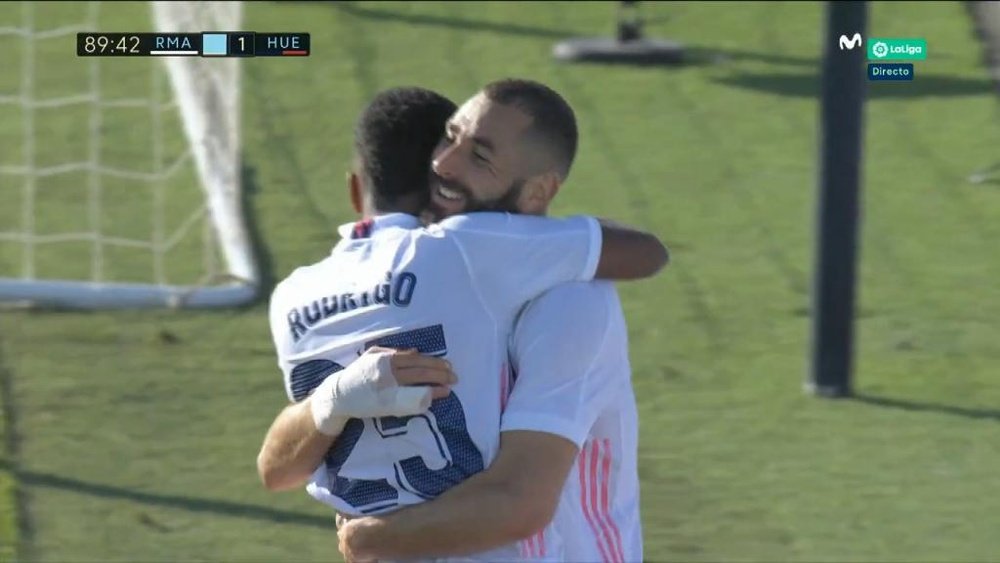 Benzema cerró la goleada para acabar con la resistencia de la SD Huesca. Captura/MovistarLaLiga