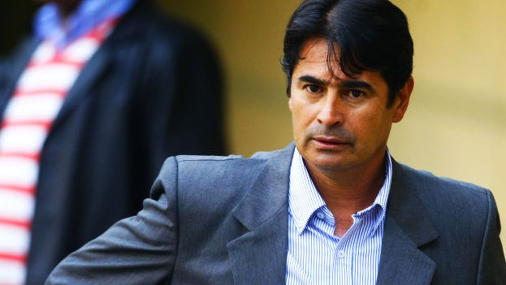 Rolando Chilavert, nuevo entrenador del Sportivo Luqueño. EFE/AFP