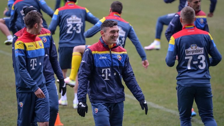 Romania wear new kit to promote maths to young fans