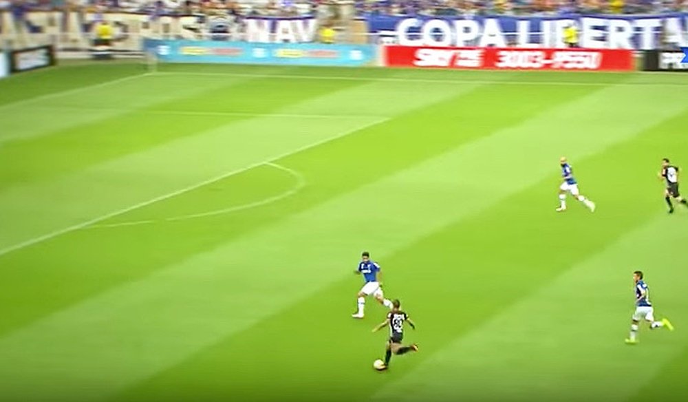 Rómulo Otero brilha no Atlético Mineiro. Youtube