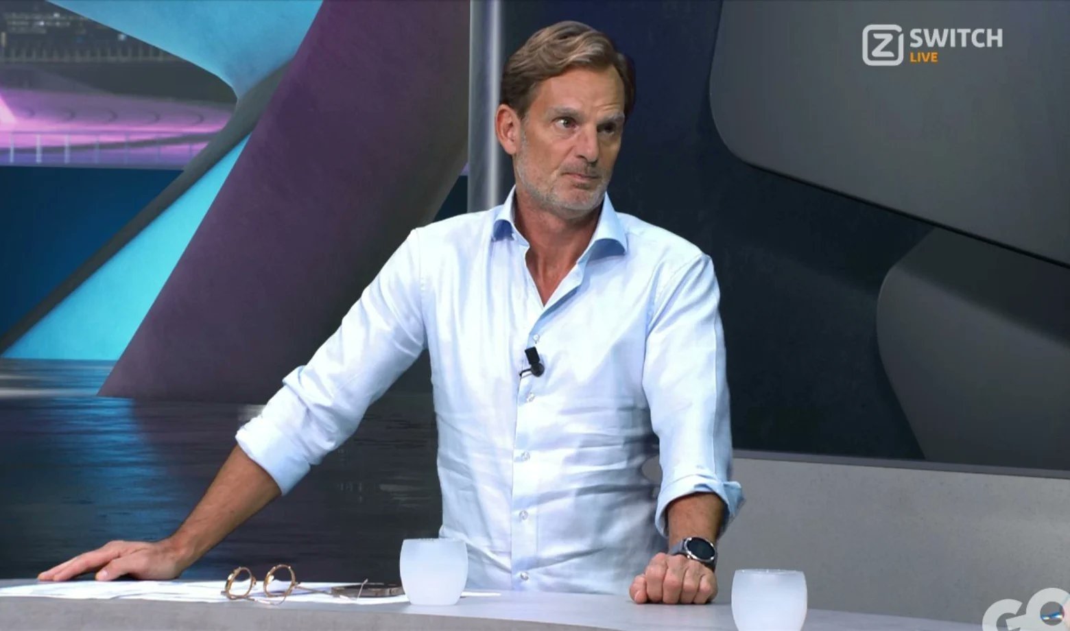 Ronald de Boer criticó al Barcelona. Captura/ZSwitchLive