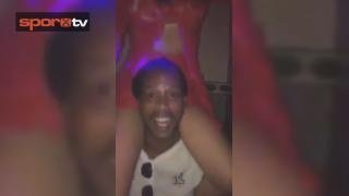 Ronaldinho lo dio todo en la discoteca. Twitter