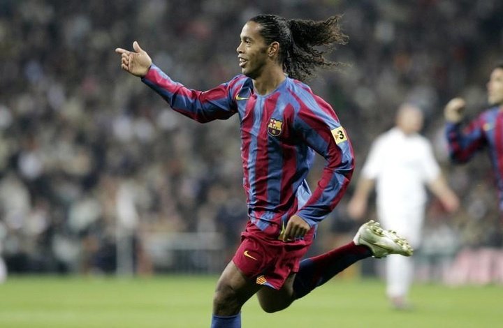Los 10 grandes porteros a los que marcó Ronaldinho
