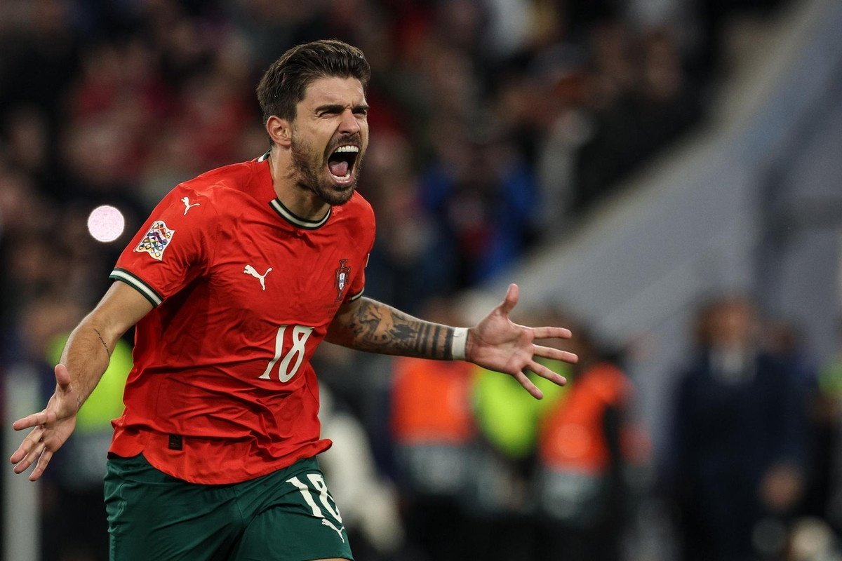 Neves strikes as Portugal beat Ireland in stoppage time