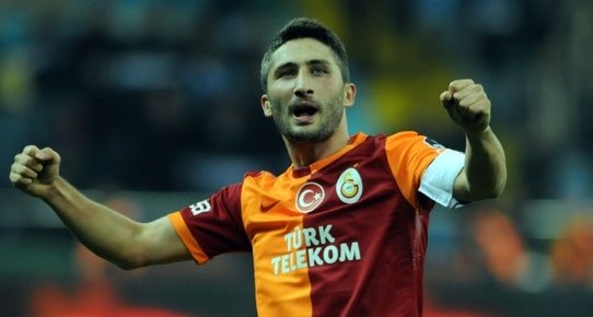 Sabri Sarioglu renueva un año más con el Galatasaray