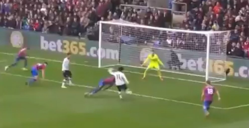 Salah doesn't miss from there. Twitter
