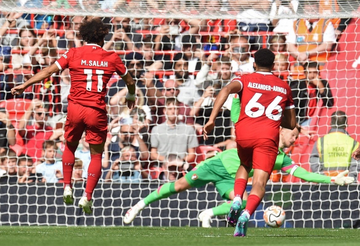 10-man Liverpool claim first win of the season at Bournemouth