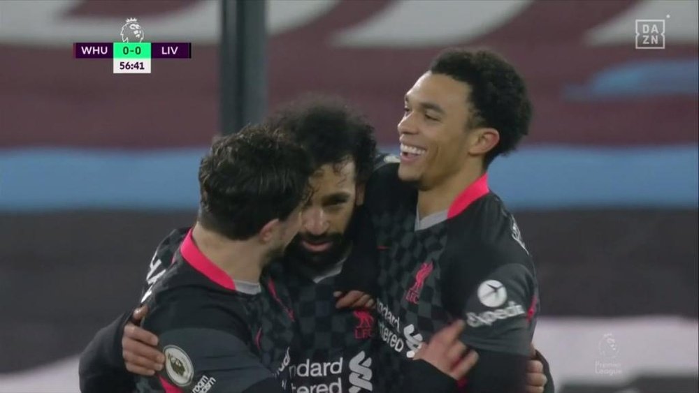 ¿Sin Firmino ni Mané? Salah salió al rescate con un doblete. Captura/DAZN