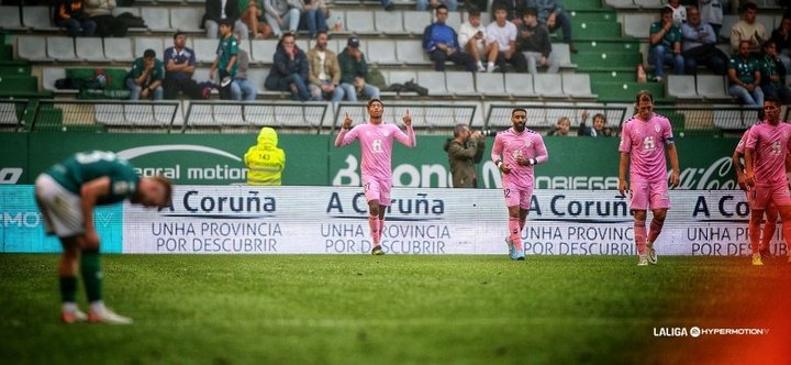 Salcedo evita que el Racing de Ferrol sueñe con el 'play off'