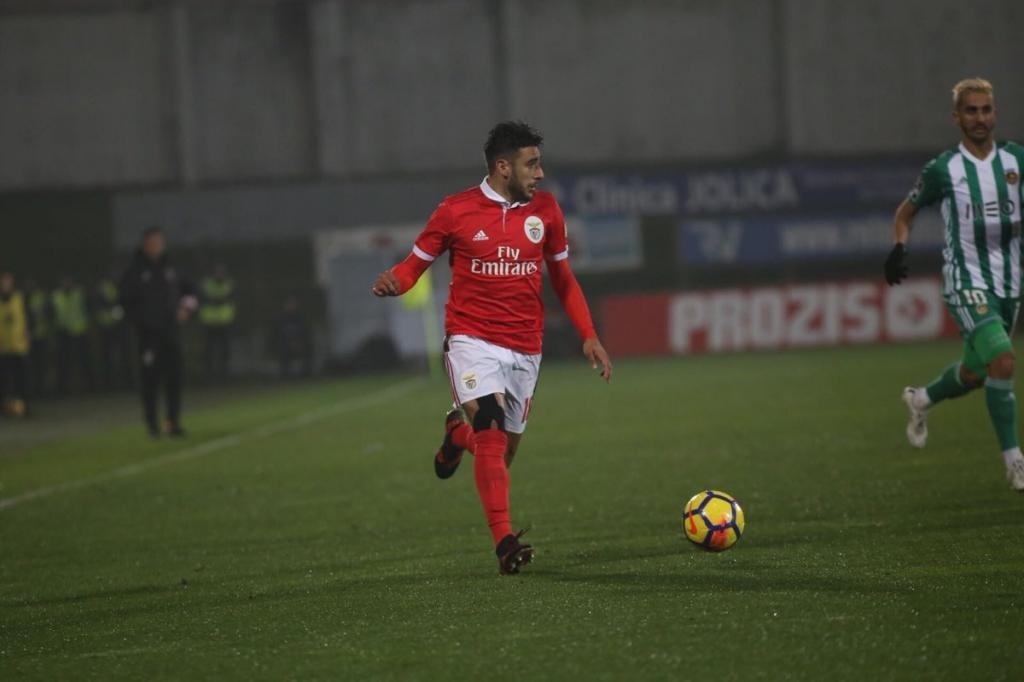 Benfica revela qual a lesão de Salvio