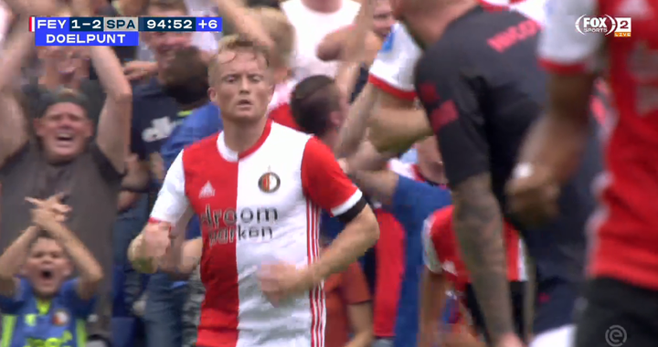 Larsson sauve le Feyenoord 'in extremis'
