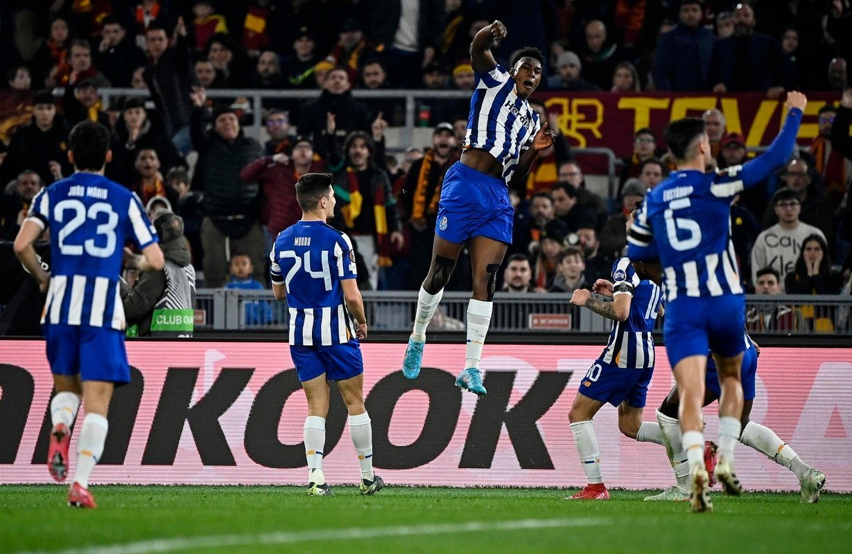Samu contra Fran Navarro: duelo espanhol no Braga x Porto