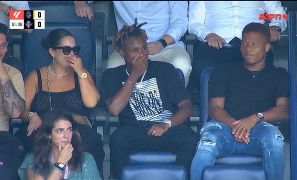 Samu Chukwueze, de jugar con el Milan a ver el Villarreal en 8 horas. Captura/ESPN