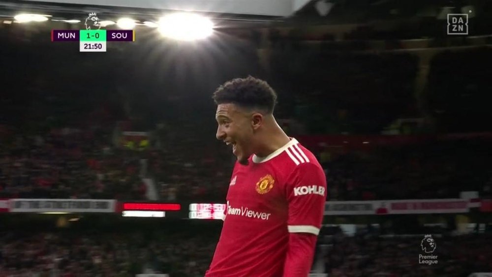 Sancho comemora o gol contra o Southampton pela 25º rodada da Premier League 21-22. Captura Dazn