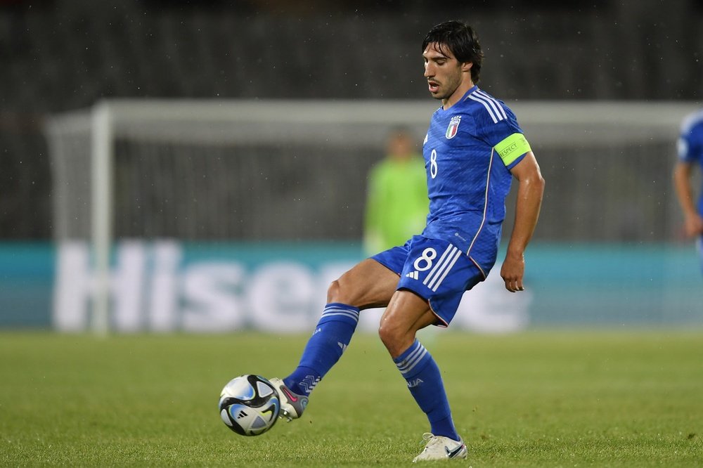 OFFICIEL : Sandro Tonali suspendu 10 mois, il manquera l'Euro. EFE