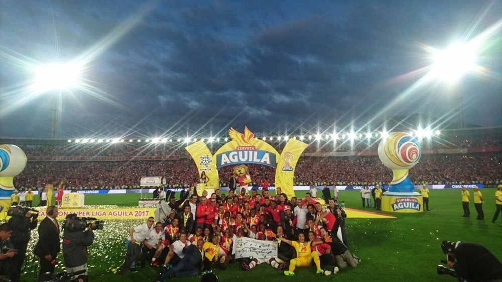El gol de Andrés Mosquera en su portería dio la victoria a los 'cardenales'. LigaÁguila