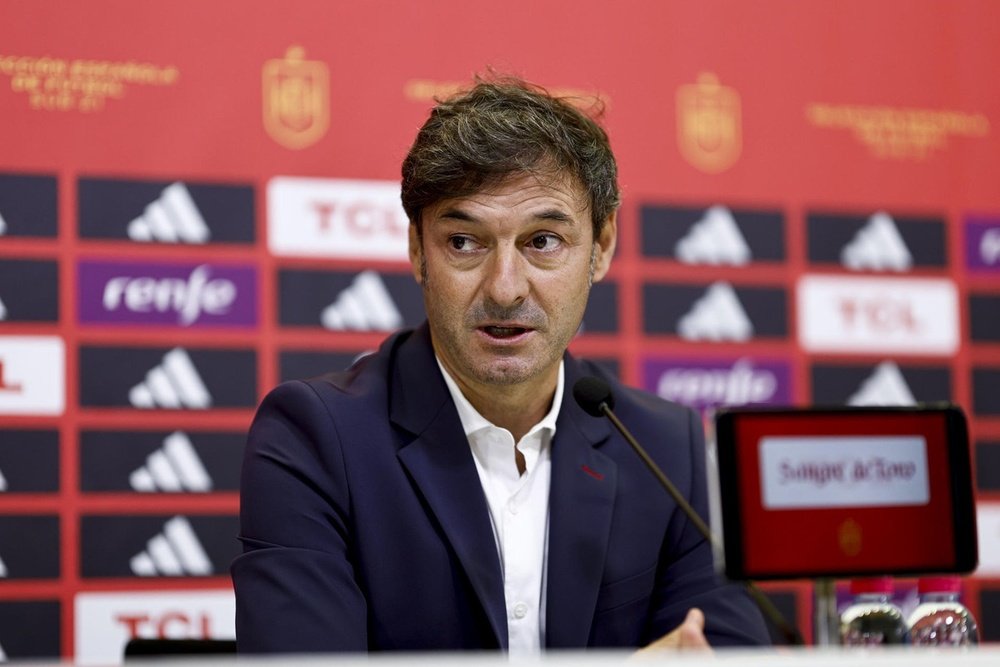 Santi Denia destacó el desparpajo de Moleiro. EFE/Rodrigo Jiménez
