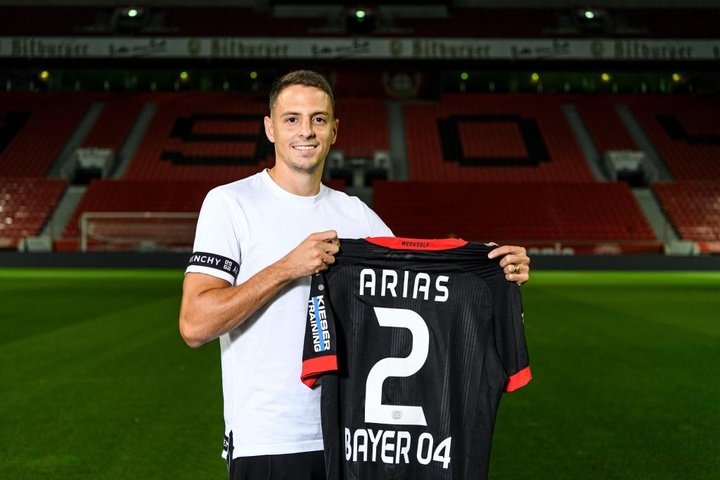 OFFICIAL:  Santiago Arias to go to Bayer on loan from Atlético