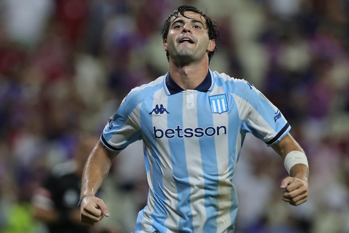 Racing presenta su candidatura con un 0-3 a Fortaleza
